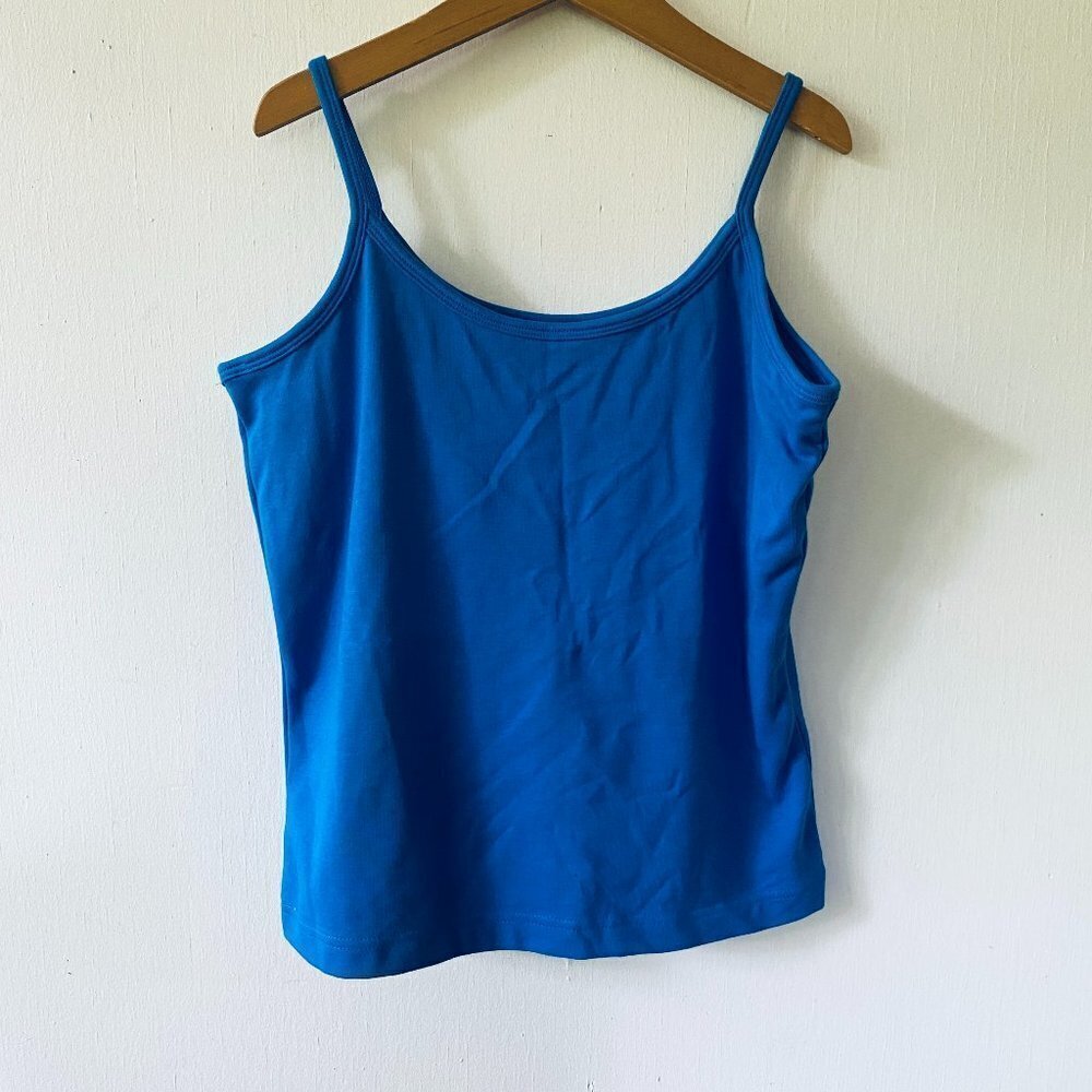 SML Camisole Womens Medium Built in Bra Blue NWT Basic Y2K Oceancore Clean Girl